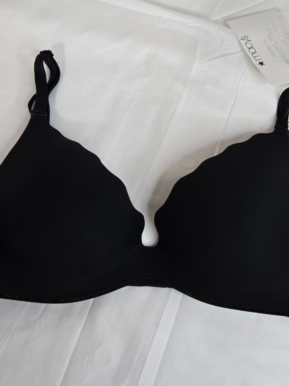 B. Tempted NWOT 32B black pushup bra multiway underwired t-shirt